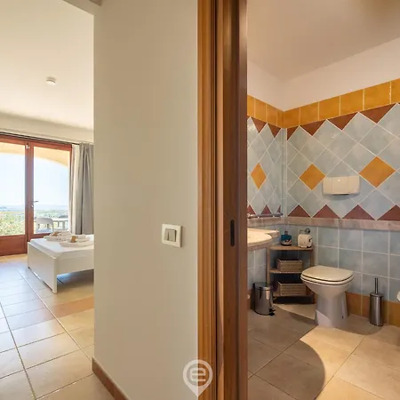 Casa Oskar * Is Molas