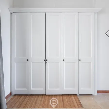 Casa Oskar 公寓 Is Molas